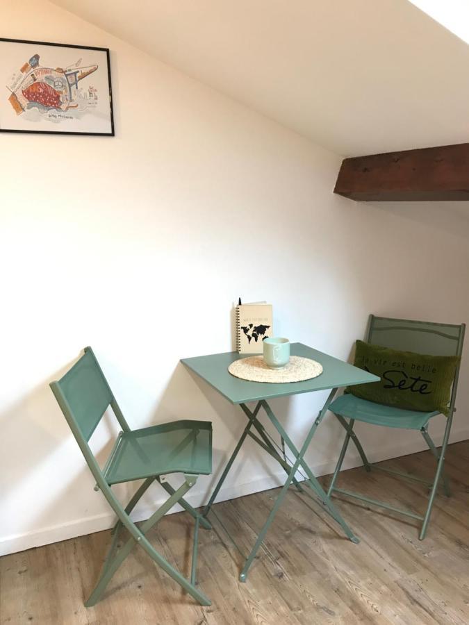 Chaleureux Studio Mansarde - Coeur De Ville De Sète Exteriör bild