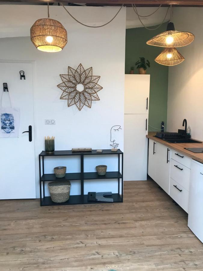 Chaleureux Studio Mansarde - Coeur De Ville De Sète Exteriör bild